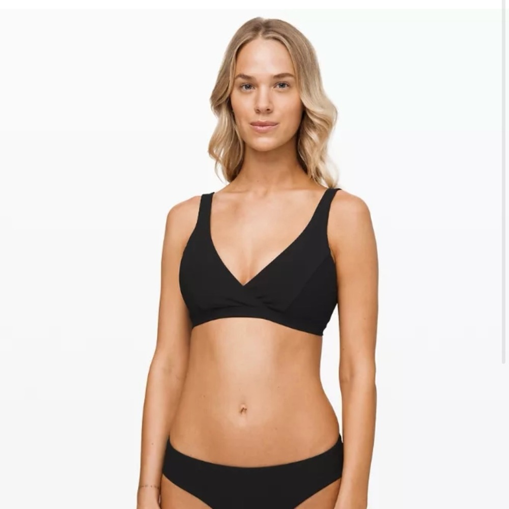 ISO looking to buy two piece swim lululemon size 12/14
